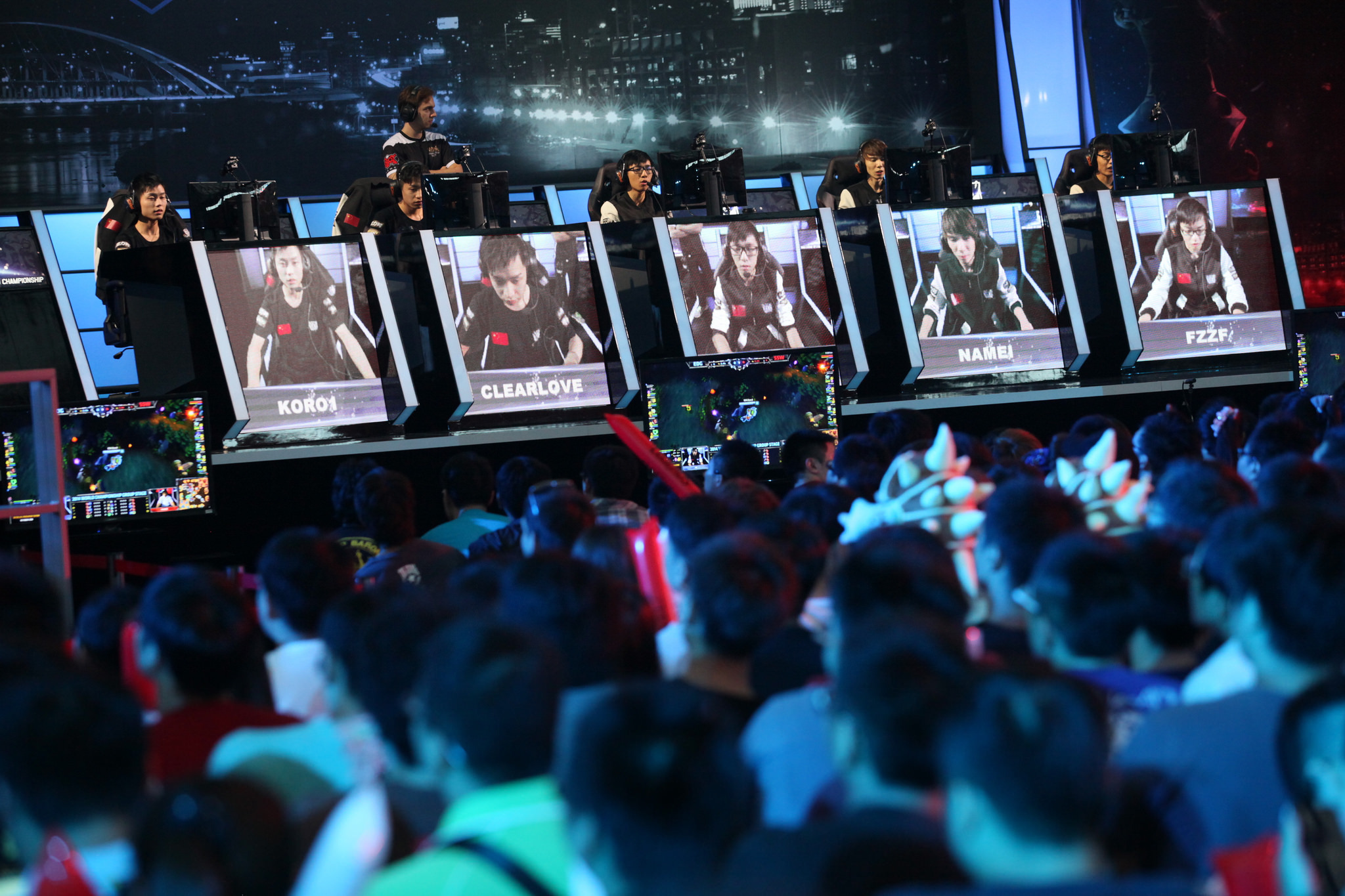 LPL春季赛冠军中单比赛数据惨淡，状态下滑引账号调查争议-竞技宝·(JJB)